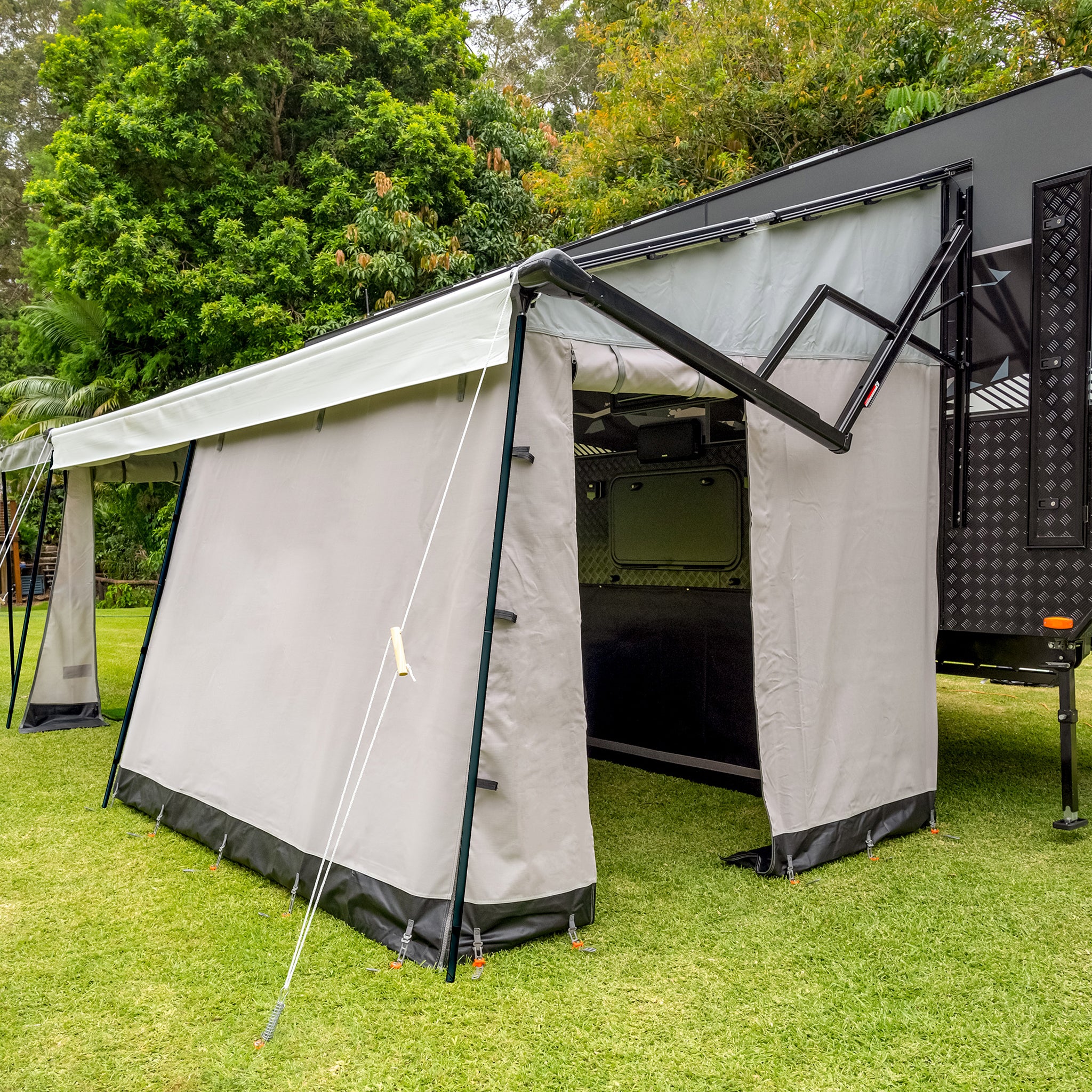 Roll Out Awning Walls - Shade