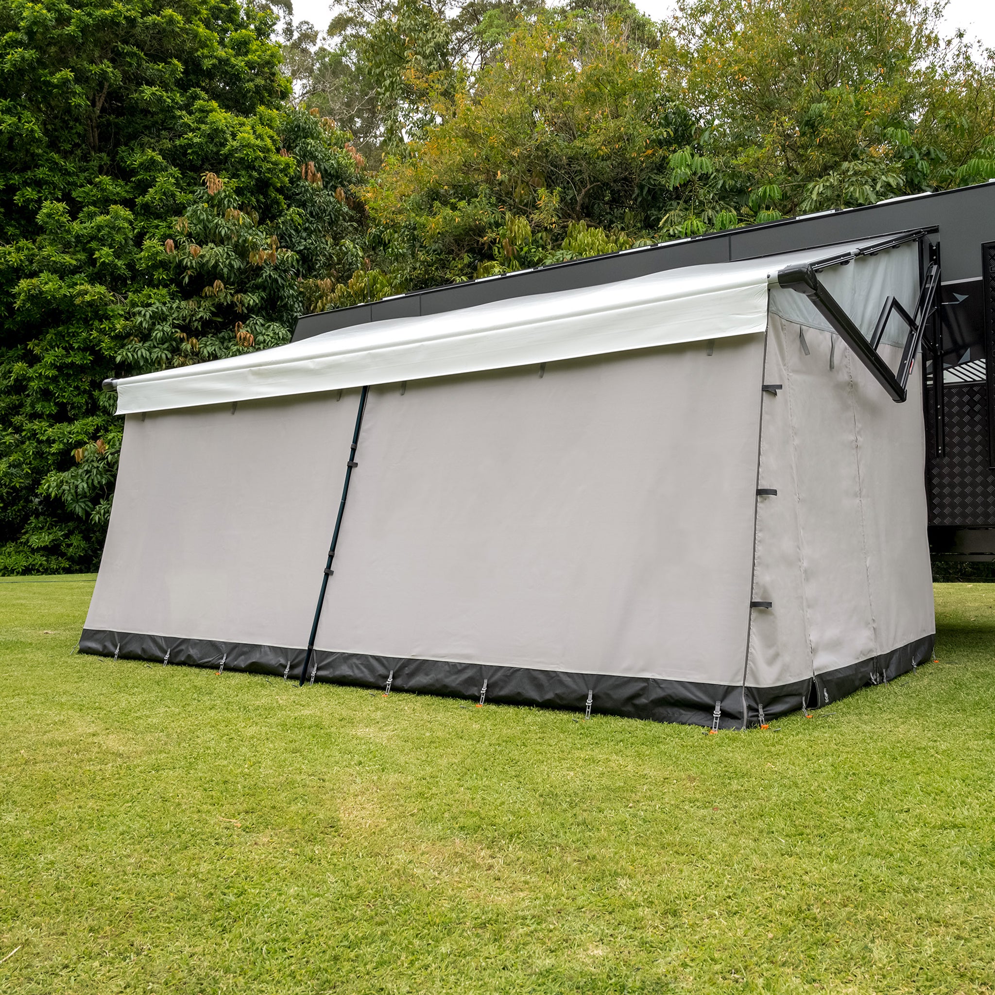 Roll Out Awning Walls - Shade