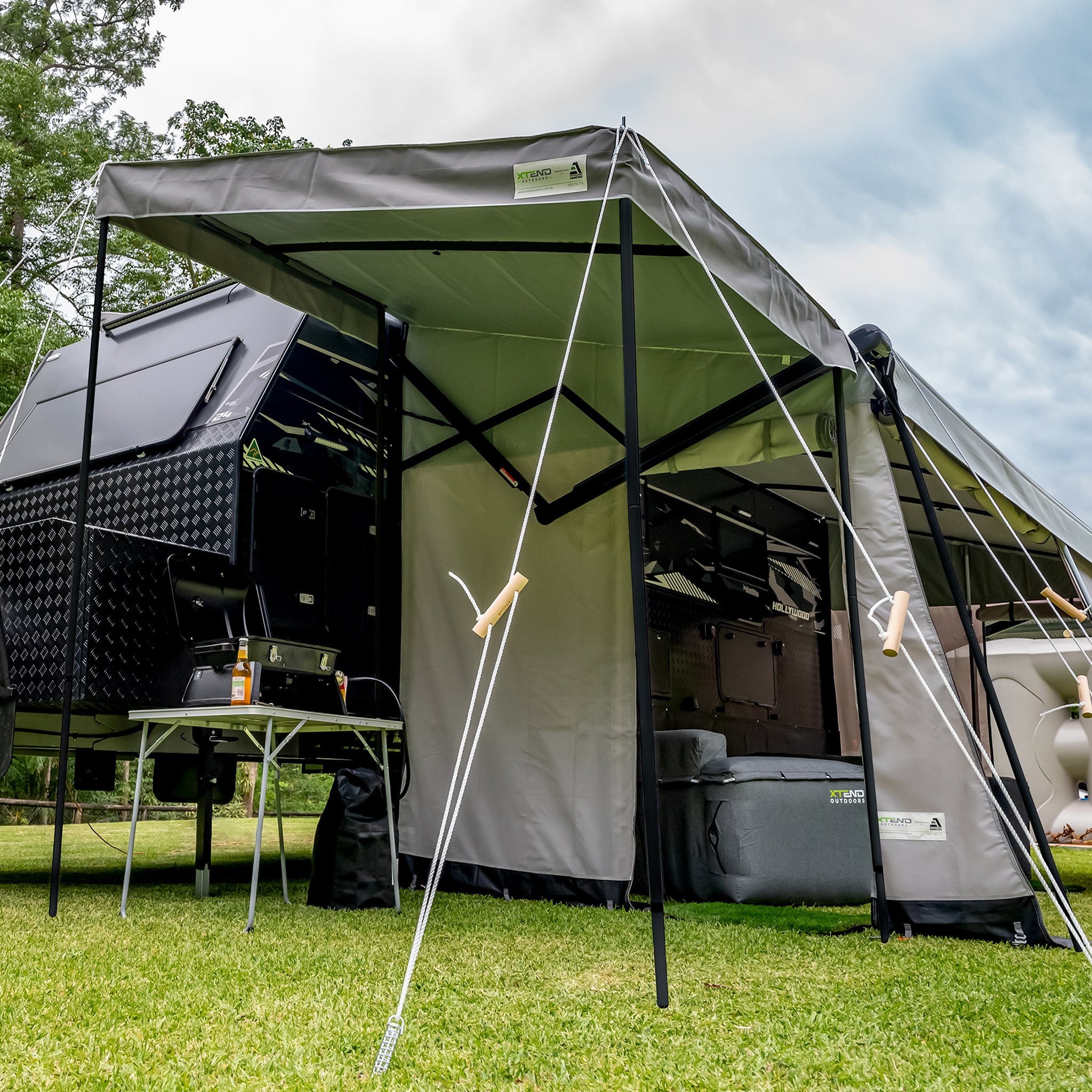 Caravan BBQ Porch & Wall Set