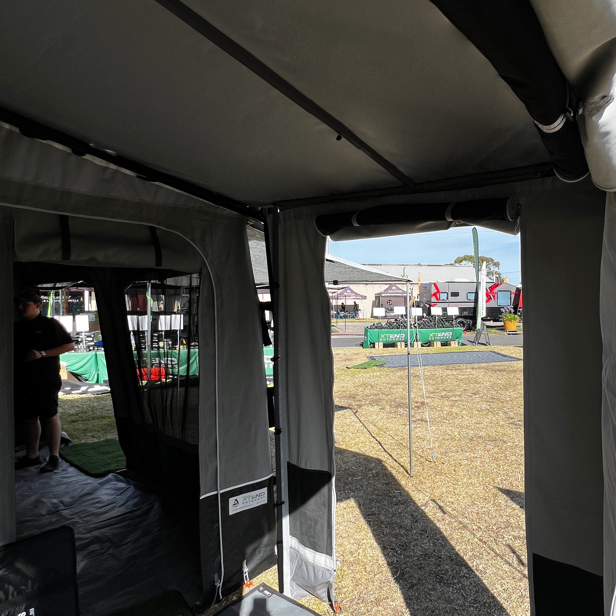 Caravan BBQ Porch & Wall Set